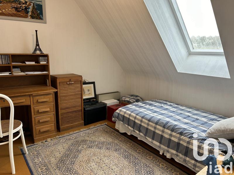 Maison - 245 m² - 9 pièces