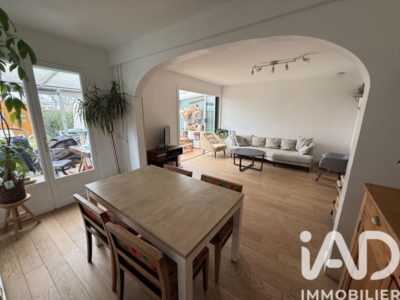 Maison - 92 m² - 4 pièces