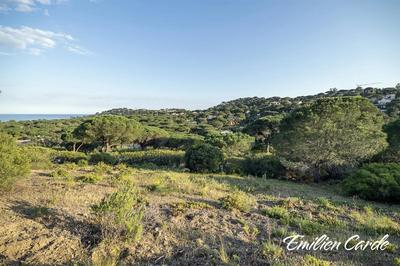 Terrain constructible - 2 270 m²