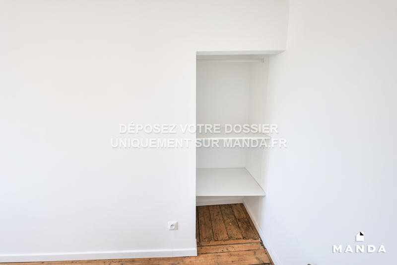Chambre - 10 m² - 5 pièces