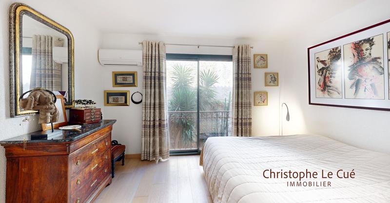 Maison en pierre - 256 m² - 8 pièces