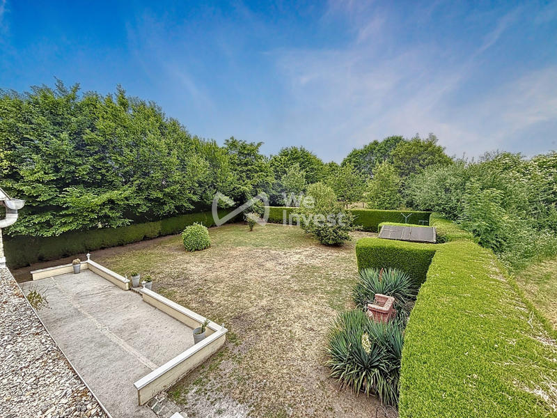 Maison - 204 m² - 7 pièces