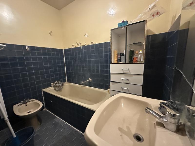 Maison - 202 m² - 9 pièces