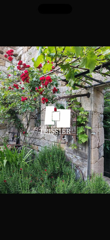 Maison - 104 m² - 6 pièces