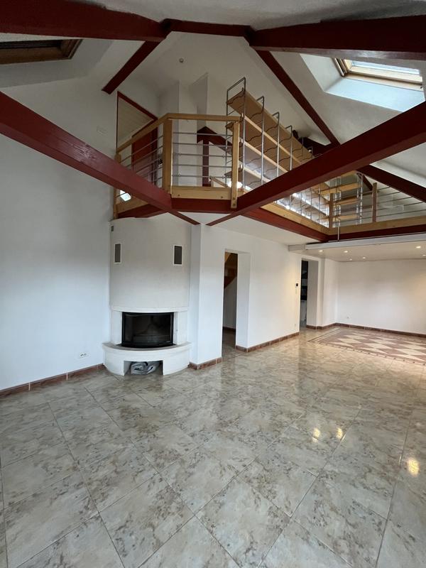 Appartement - 101 m² - 3 pièces