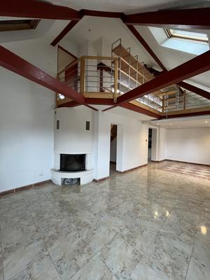 Appartement - 101 m² - 3 pièces