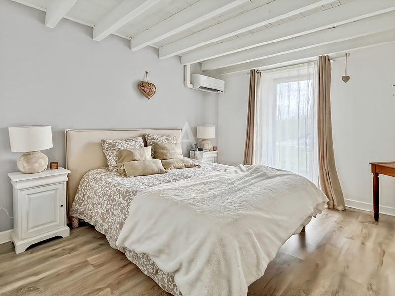 Maison - 190 m² - 7 pièces