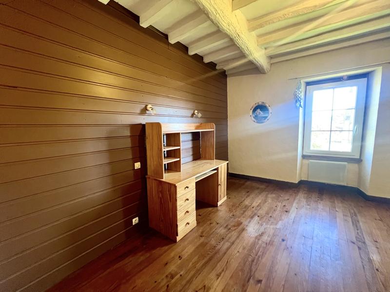 Maison de village - 250 m² - 9 pièces