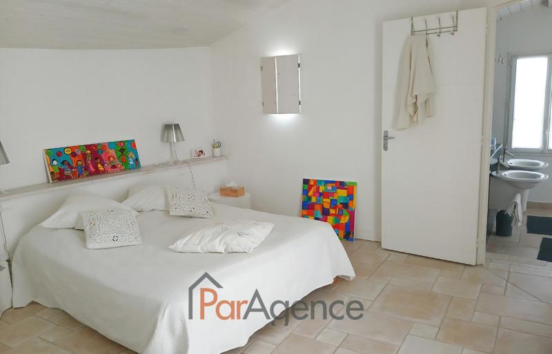 Maison - 204 m² - 5 pièces