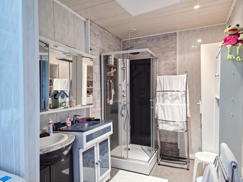 Maison - 170 m² - 5 pièces