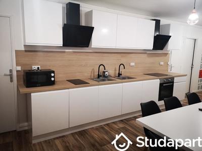 Chambre - 10 m² - 1 pièce