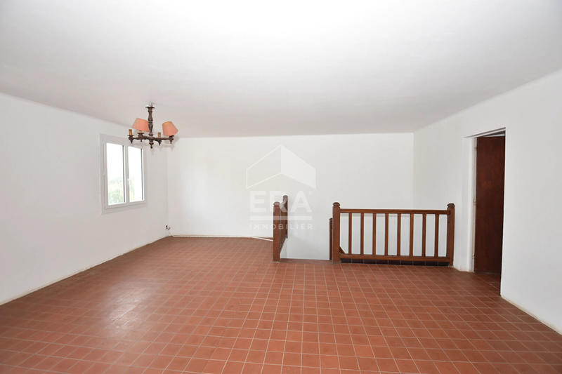 Maison - 171 m² - 7 pièces