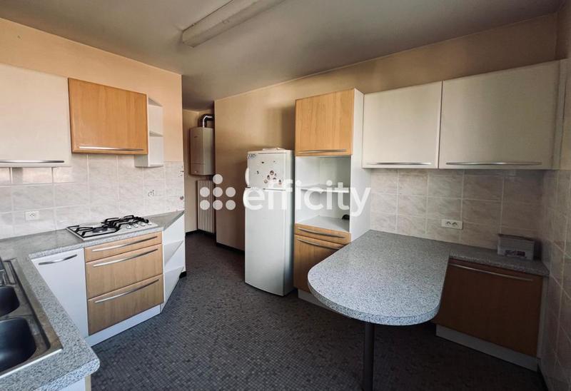 Appartement - 72 m² - 3 pièces