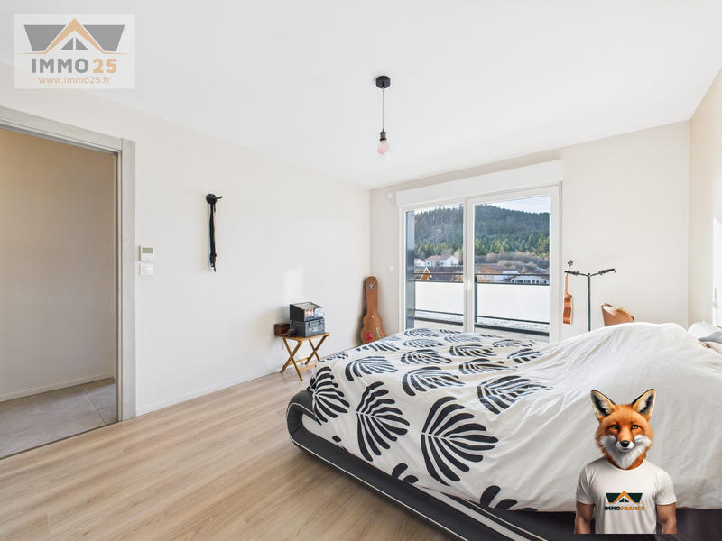 Duplex - 111 m² - 4 pièces