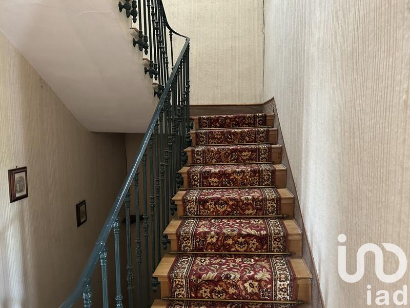 Maison de village - 318 m² - 10 pièces