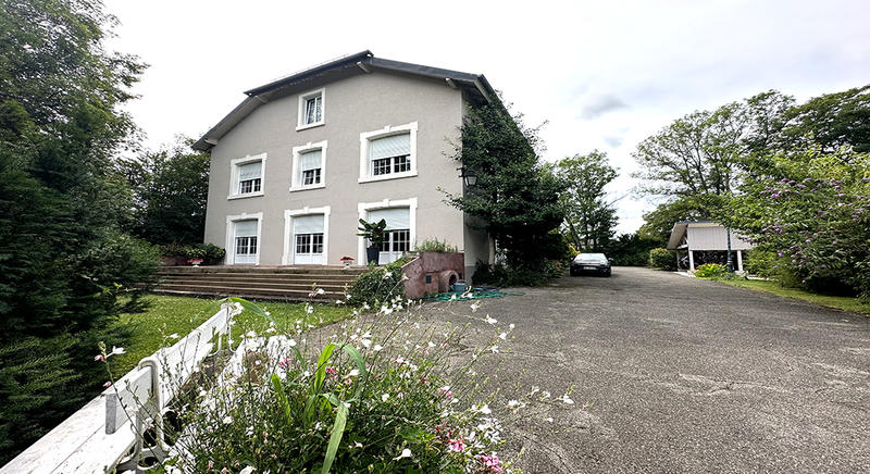 Maison de maîtres - 465 m² - 17 pièces