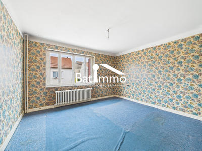 Maison - 145 m² - 7 pièces