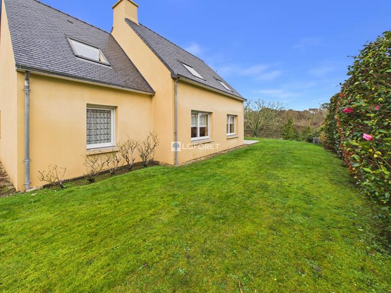 Maison - 155 m² - 6 pièces