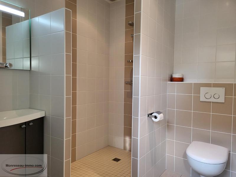 Propriété - 210 m² - 11 pièces