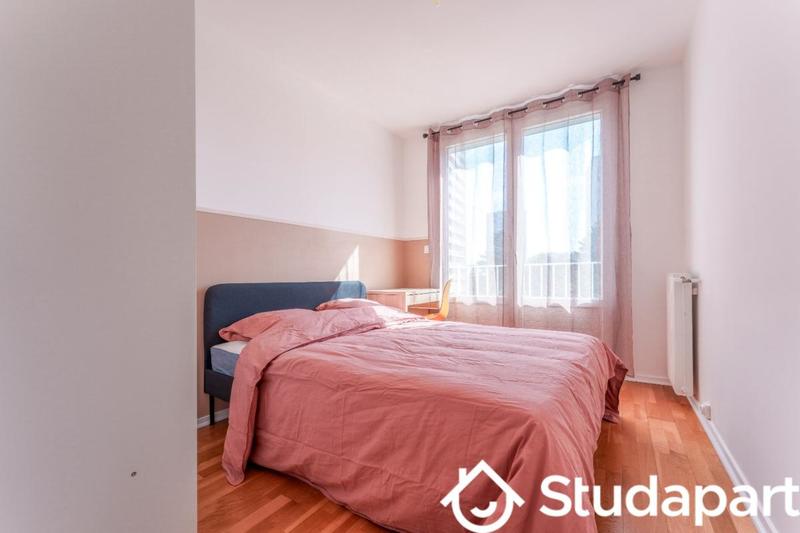 Chambre - 14 m² - 1 pièce