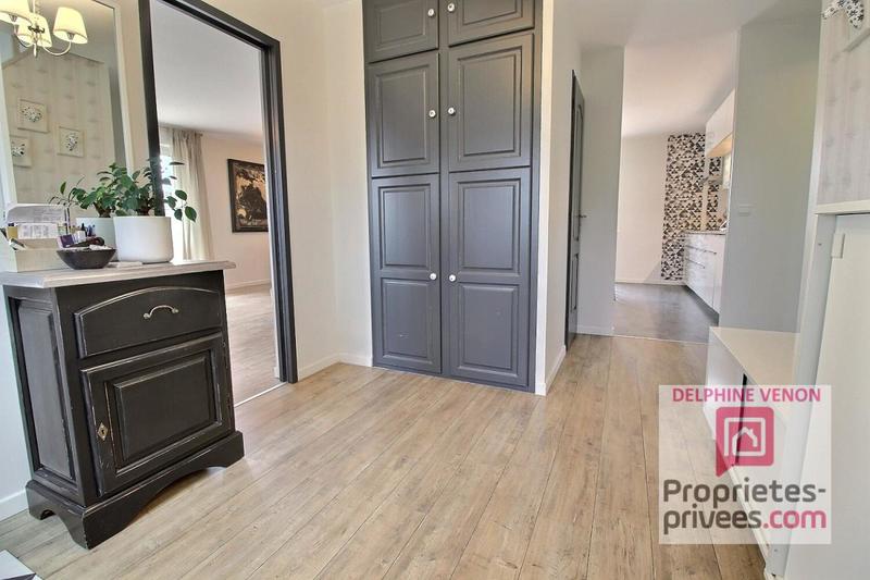 Maison - 151 m² - 6 pièces