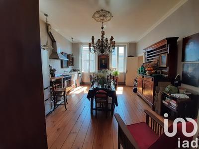 Appartement - 200 m² - 6 pièces