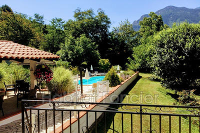 Demeure - 560 m² - 20 pièces