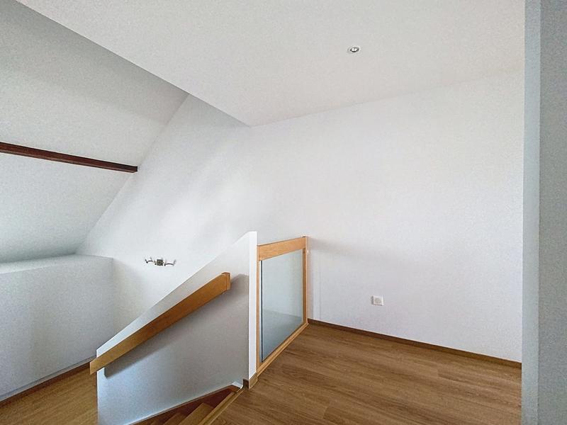 Appartement - 80 m² - 3 pièces