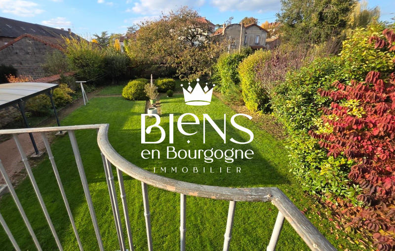 Maison - 200 m² - 9 pièces