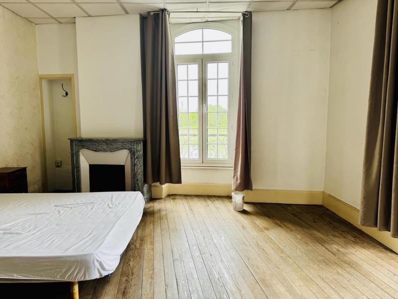 Appartement - 730 m² - 22 pièces