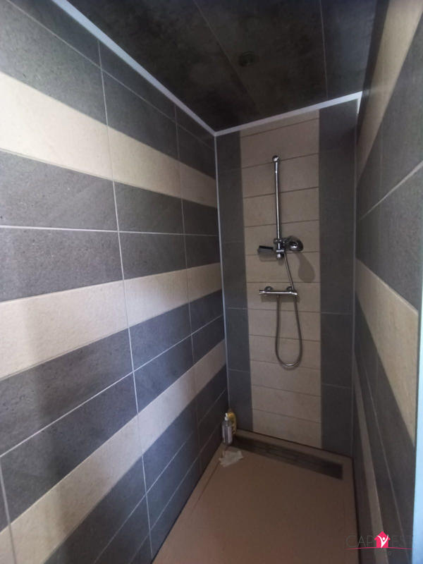 Maison - 260 m² - 7 pièces