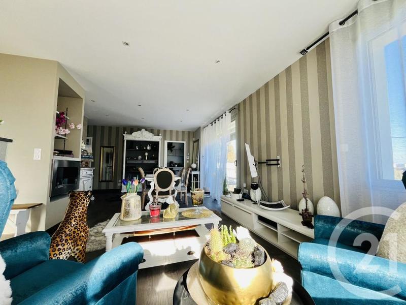 Maison de village - 143 m² - 6 pièces