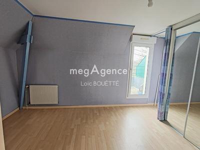 Appartement - 83 m² - 4 pièces