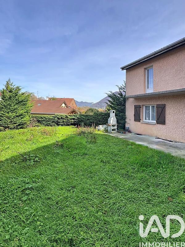 Maison - 98 m² - 4 pièces