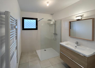 Maison - 94 m² - 4 pièces