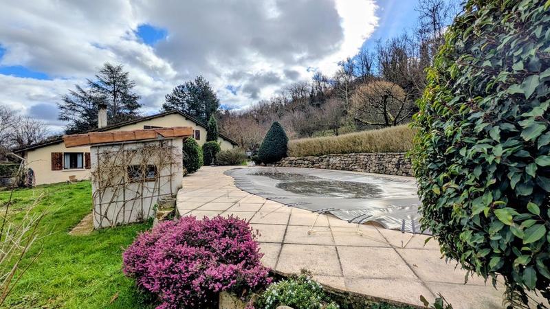 Maison - 170 m² - 7 pièces