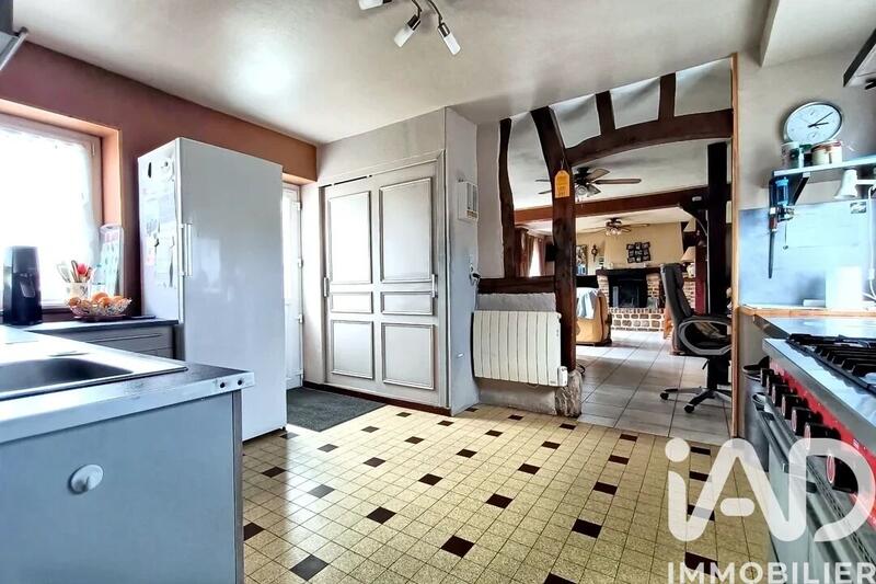 Maison - 217 m² - 12 pièces