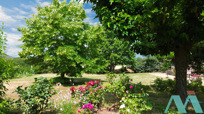 Maison - 181 m² - 7 pièces