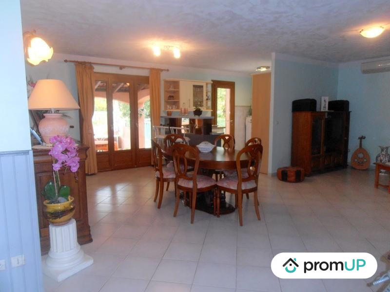 Maison - 185 m² - 7 pièces