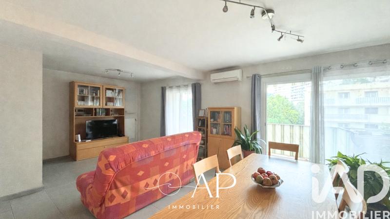 Appartement - 67 m² - 3 pièces