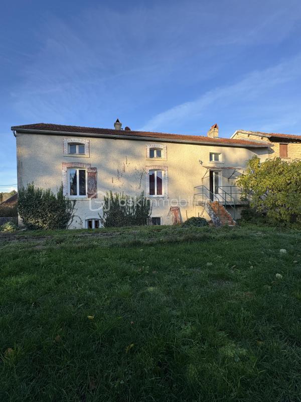 Maison de village - 128 m² - 6 pièces