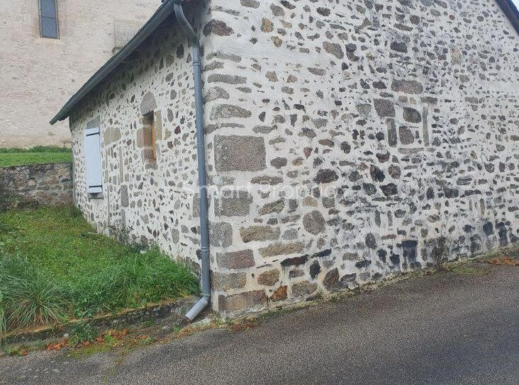 Maison de village - 100 m² - 4 pièces