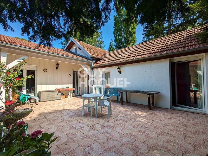 Maison - 104 m² - 4 pièces