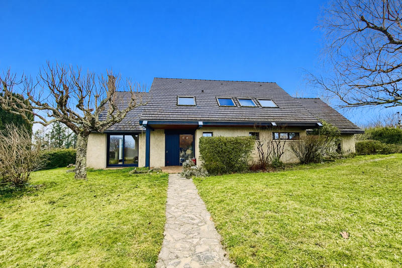 Maison - 112 m² - 5 pièces