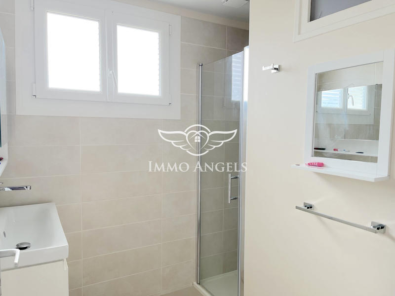 Maison traditionnelle - 155 m² - 7 pièces