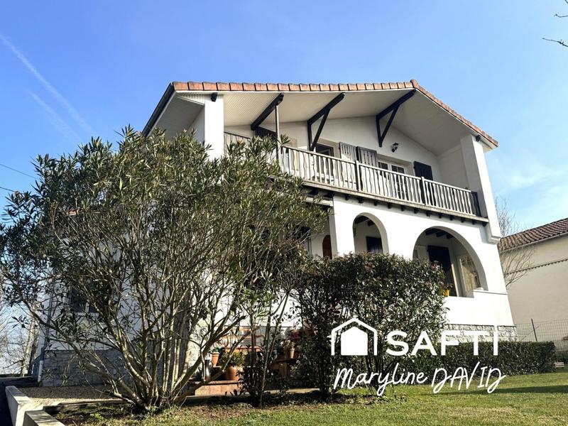 Maison - 182 m² - 7 pièces