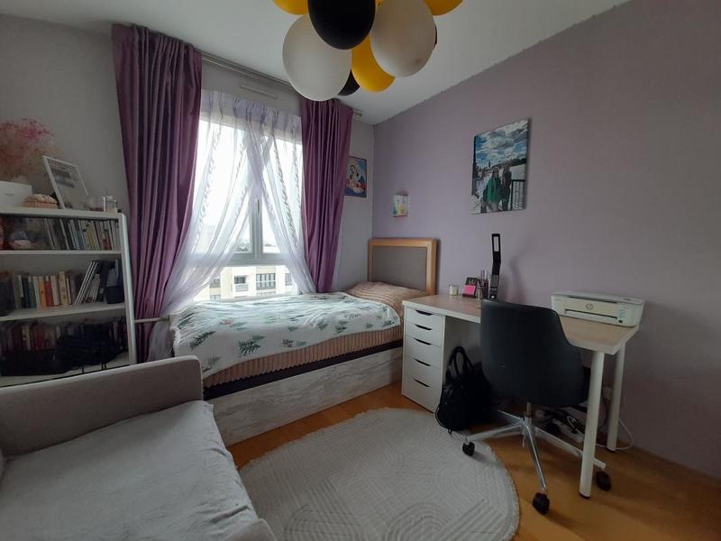 Appartement - 82 m² - 4 pièces