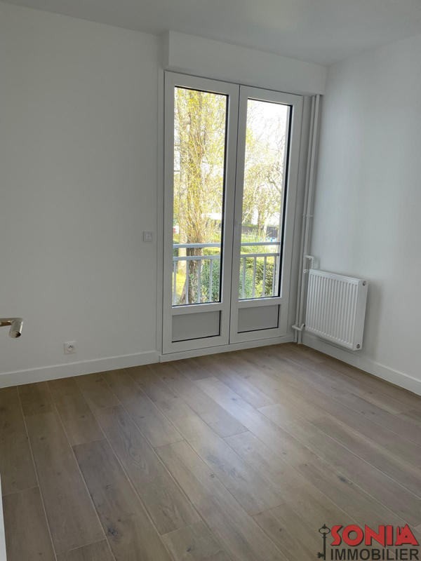 Appartement - 99 m² - 4 pièces