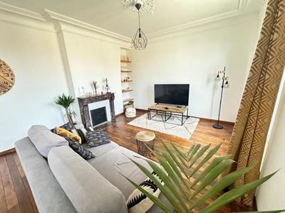 Appartement - 80 m² - 4 pièces