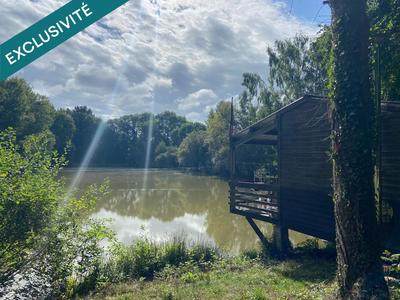 Terrain - 46 860 m²